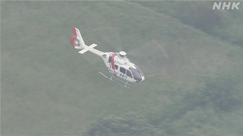 Máy bay y tế vận chuyển cựu Thủ tướng Abe. Ảnh: NHK